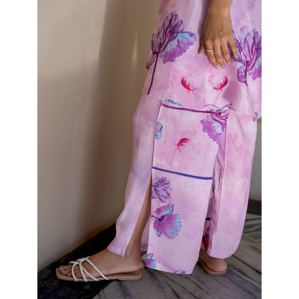 17 : 17 by Simmi Saboo Lilac Dragonfly Print Reverse Knot Long Top with Slit Pants (Set of 2)