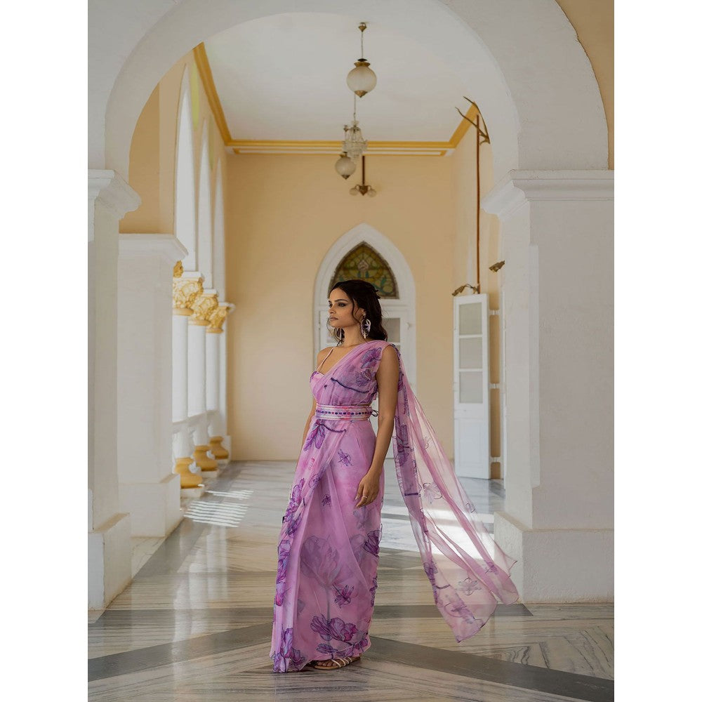 17 : 17 by Simmi Saboo Lilac Dragonfly Saree with Embroidered Belt & Stitched Blouse