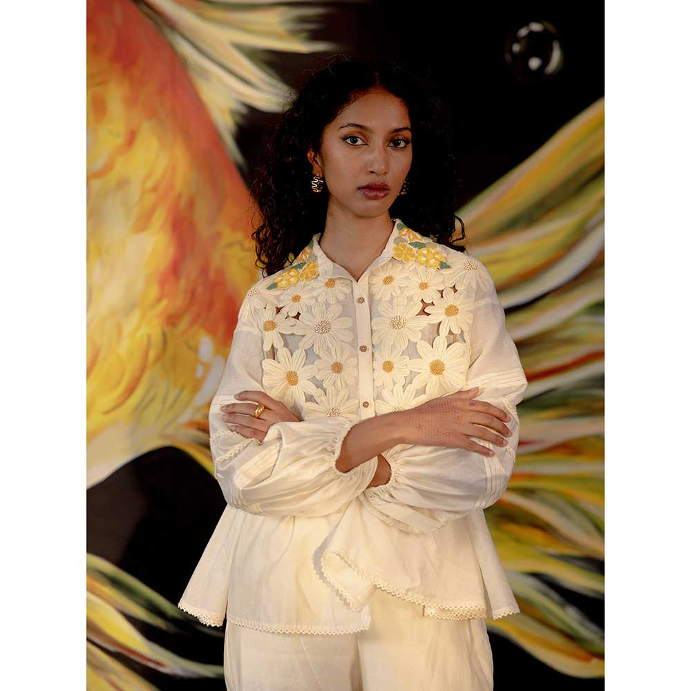 CHANDRIMA Ivory Daisy Applique Pants