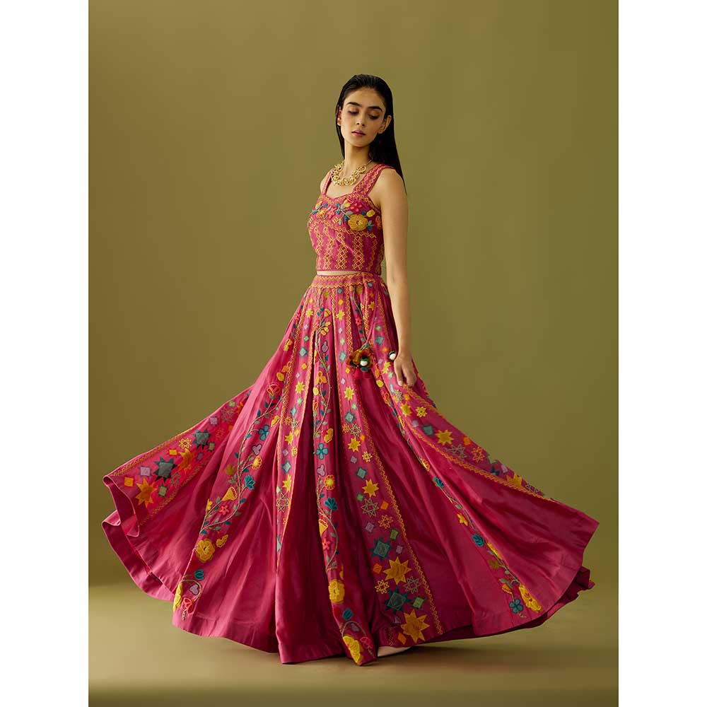 CHANDRIMA Magenta Embroidered Crop Top