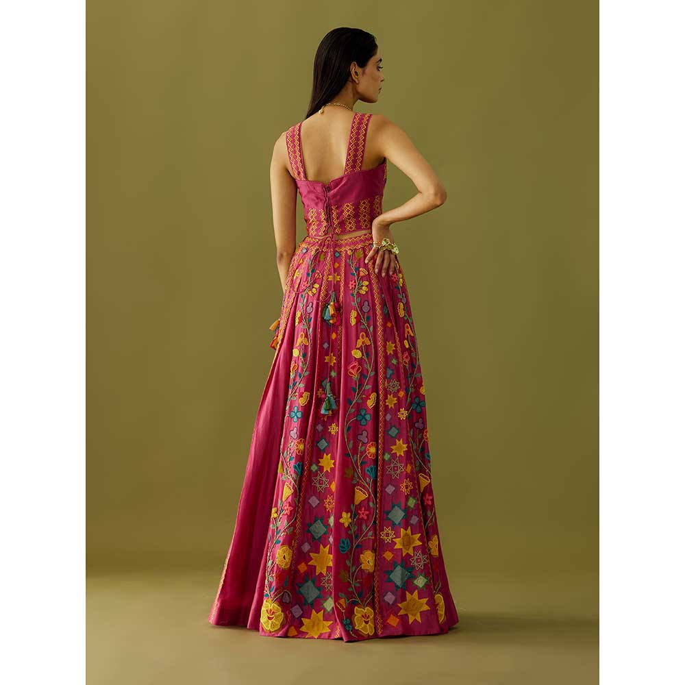 CHANDRIMA Magenta Embroidered Crop Top