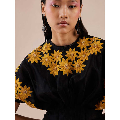 CHANDRIMA Black Sunflower Applique Pleated Top