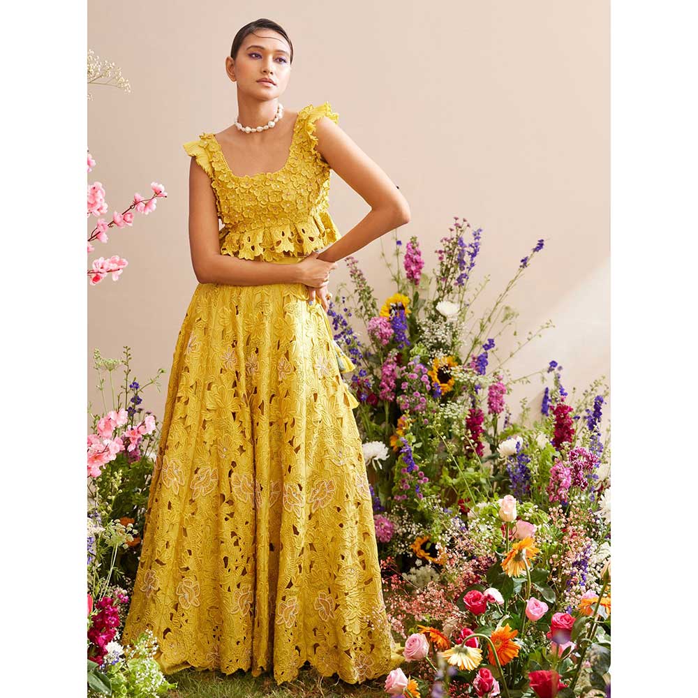 CHANDRIMA Yellow Floral Crop Top