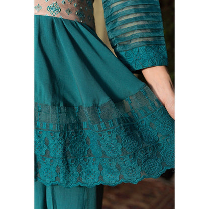 Chhavvi Aggarwal Teal Kurta With Dhoti Pants And Drape (Set of 3)