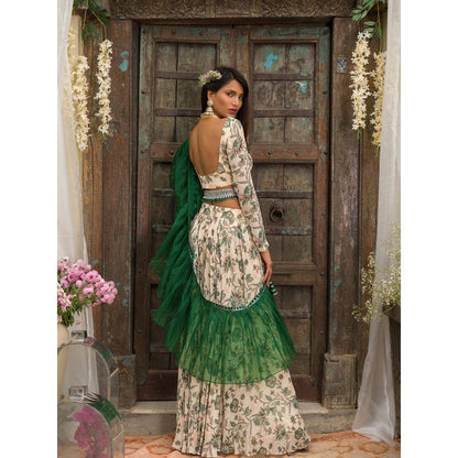 Chhavvi Aggarwal Off White Palazzo Set (Set of 4)