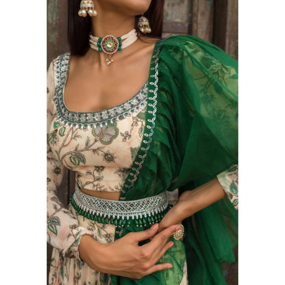 Chhavvi Aggarwal Off White Palazzo Set (Set of 4)