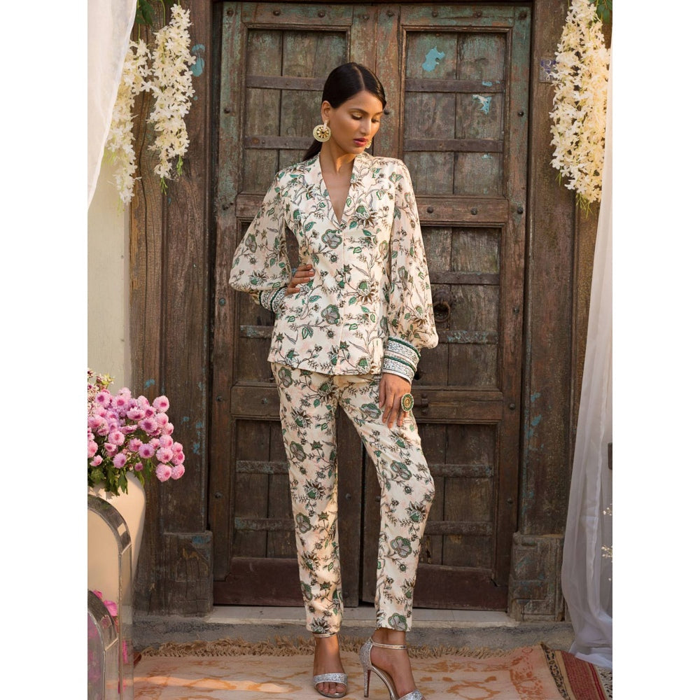Chhavvi Aggarwal Off White Co Ord Set (Set of 2)