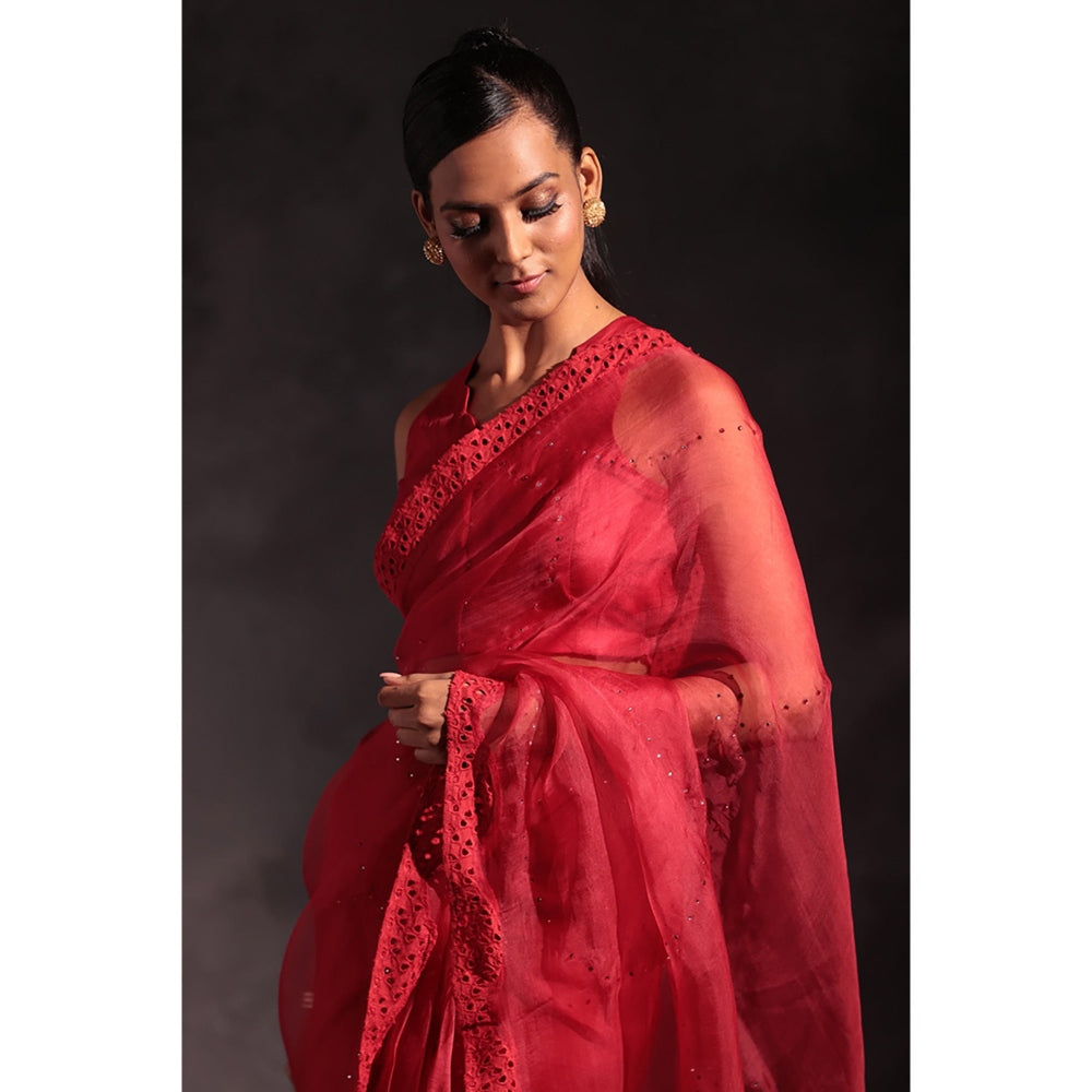 Charkhee Scarlet Red Organza Saree With Sleeveless Blouse - (Set Of 2)