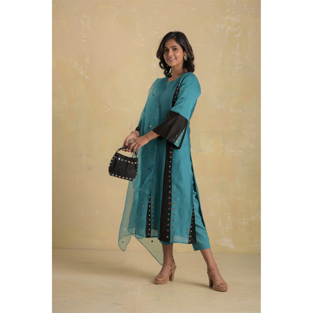 Charkhee Turquoise Panelled Kurta With Pant & Dupatta - (Set of 3)