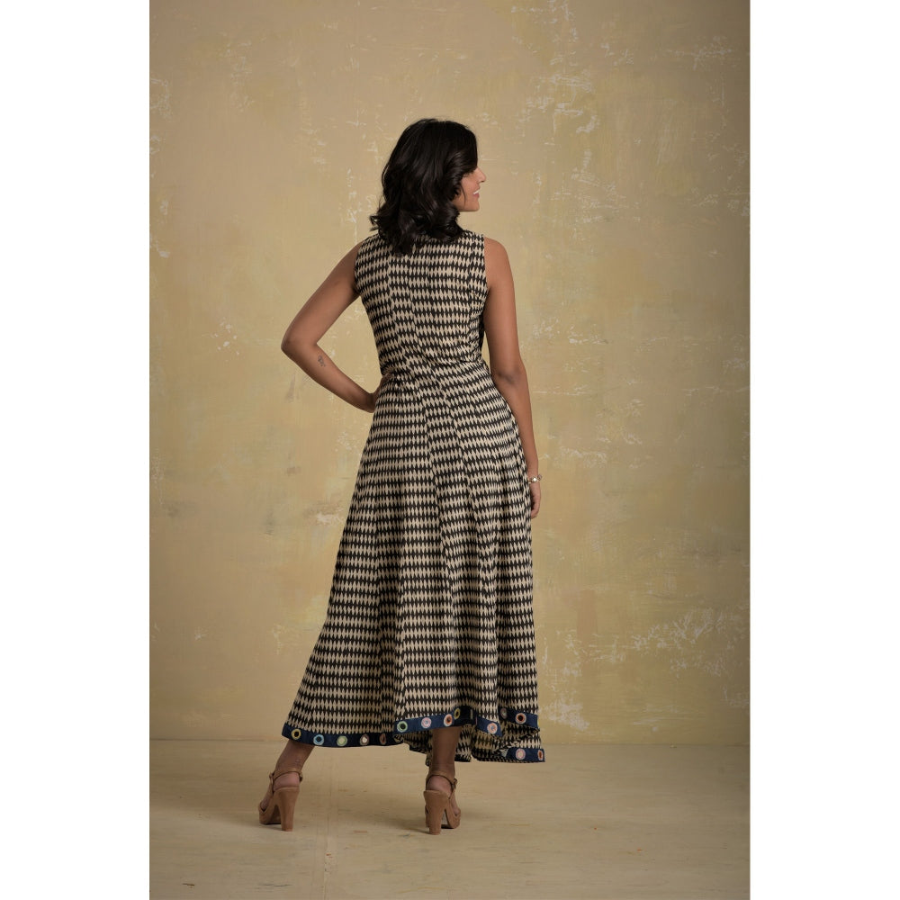Charkhee Block Print Flared Wrap Around Dress With Pants