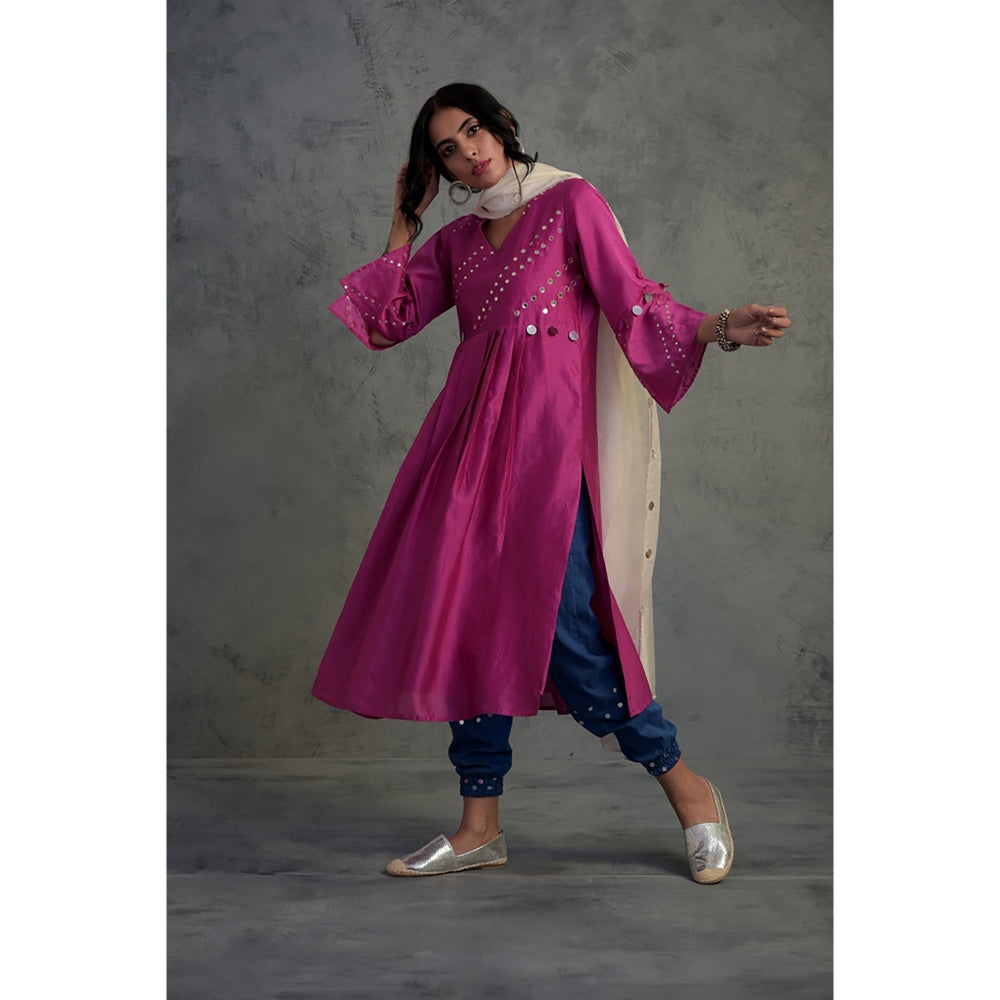 Charkhee Chanderi Flared Sleeve Kurta Set With Jogger - (Set of 3)