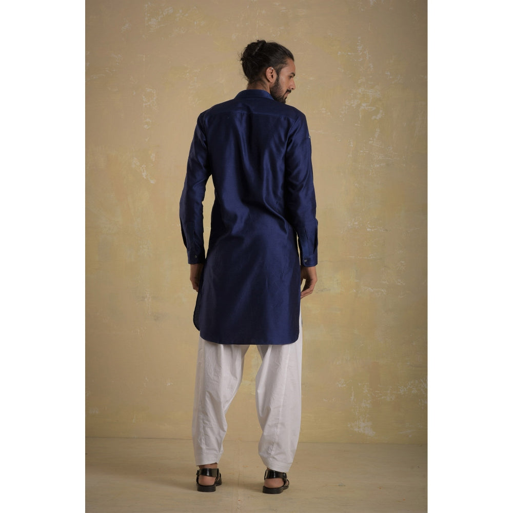 charkhee Men Ink Blue Pathani Kurta with White Salwar (Set of 2)