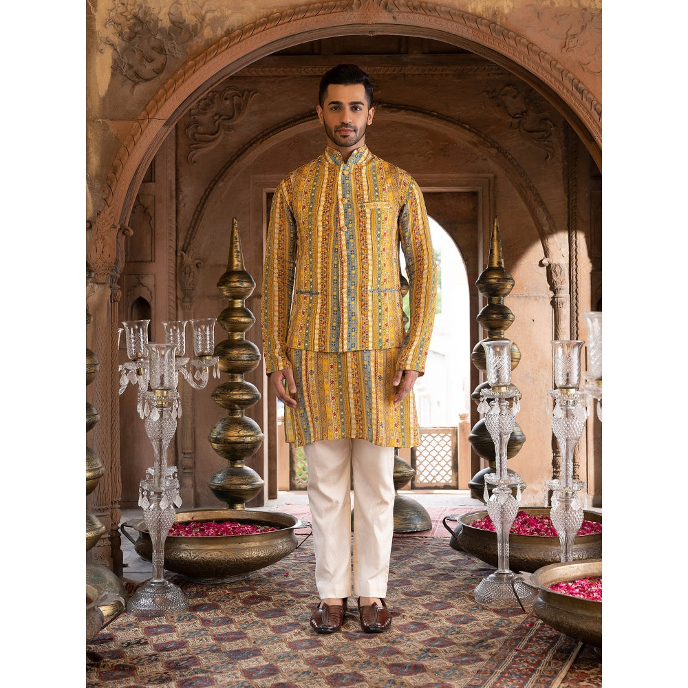 Chhavvi Aggarwal Men Yellow Printed Bundi (Set of 3)