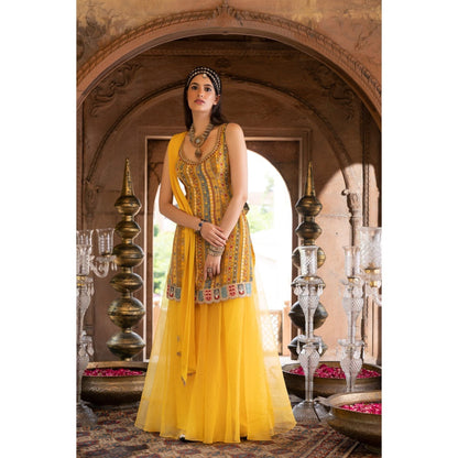 Chhavvi Aggarwal Yellow Printed Kurta with Palazzo and Dupatta (Set of 3)