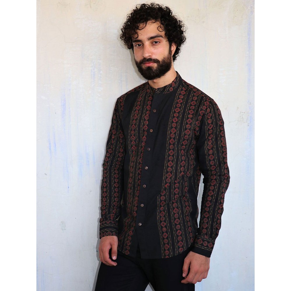 Chidiyaa Black Red Block Printed Shirt