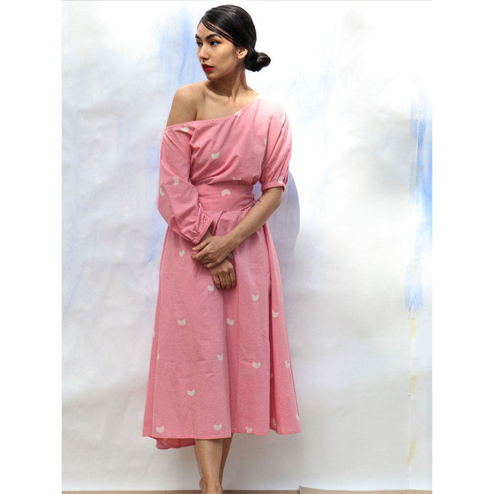 Chidiyaa SKD Pink Handprinted Off Shoulder Pure Cotton Dress