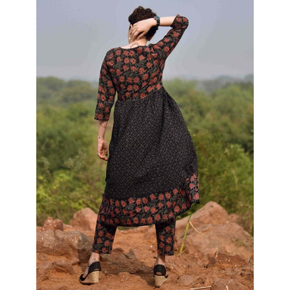 Chidiyaa Black Rose Hand Printed Pure Cotton Kurta And Trousers Kohl (Set of 2)