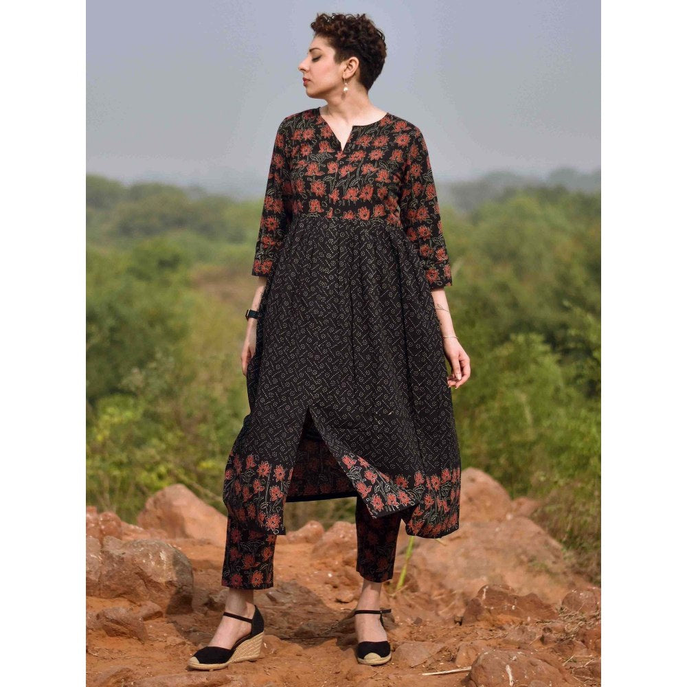 Chidiyaa Black Rose Hand Printed Pure Cotton Kurta And Trousers Kohl (Set of 2)
