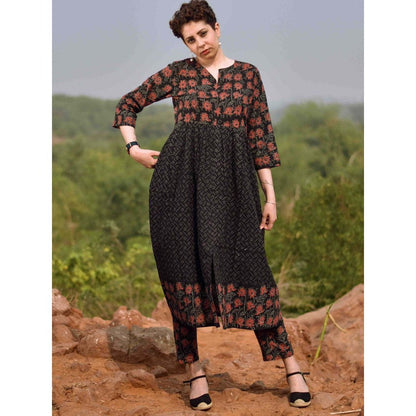 Chidiyaa Black Rose Hand Printed Pure Cotton Kurta And Trousers Kohl (Set of 2)