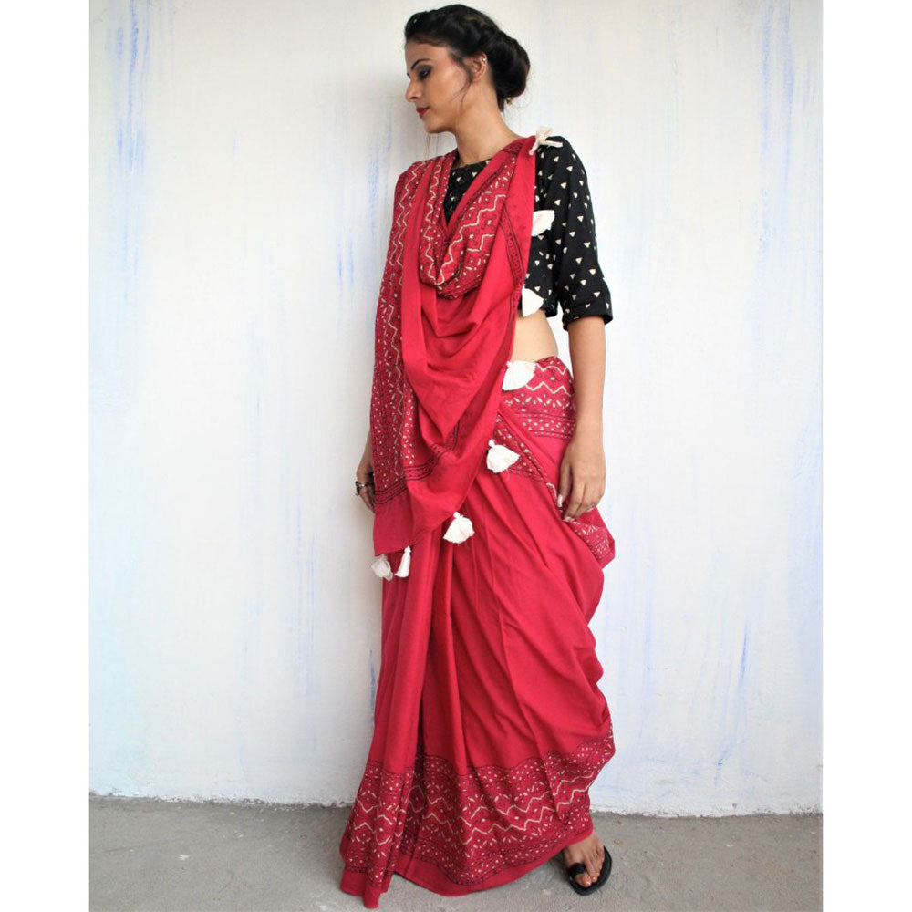Chidiyaa Maroon Block Printed Pure Cotton Mul Saree without Blouse