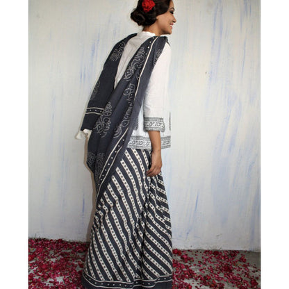 Chidiyaa Midnight Grey Block Printed Pure Cotton Mul Saree without Blouse