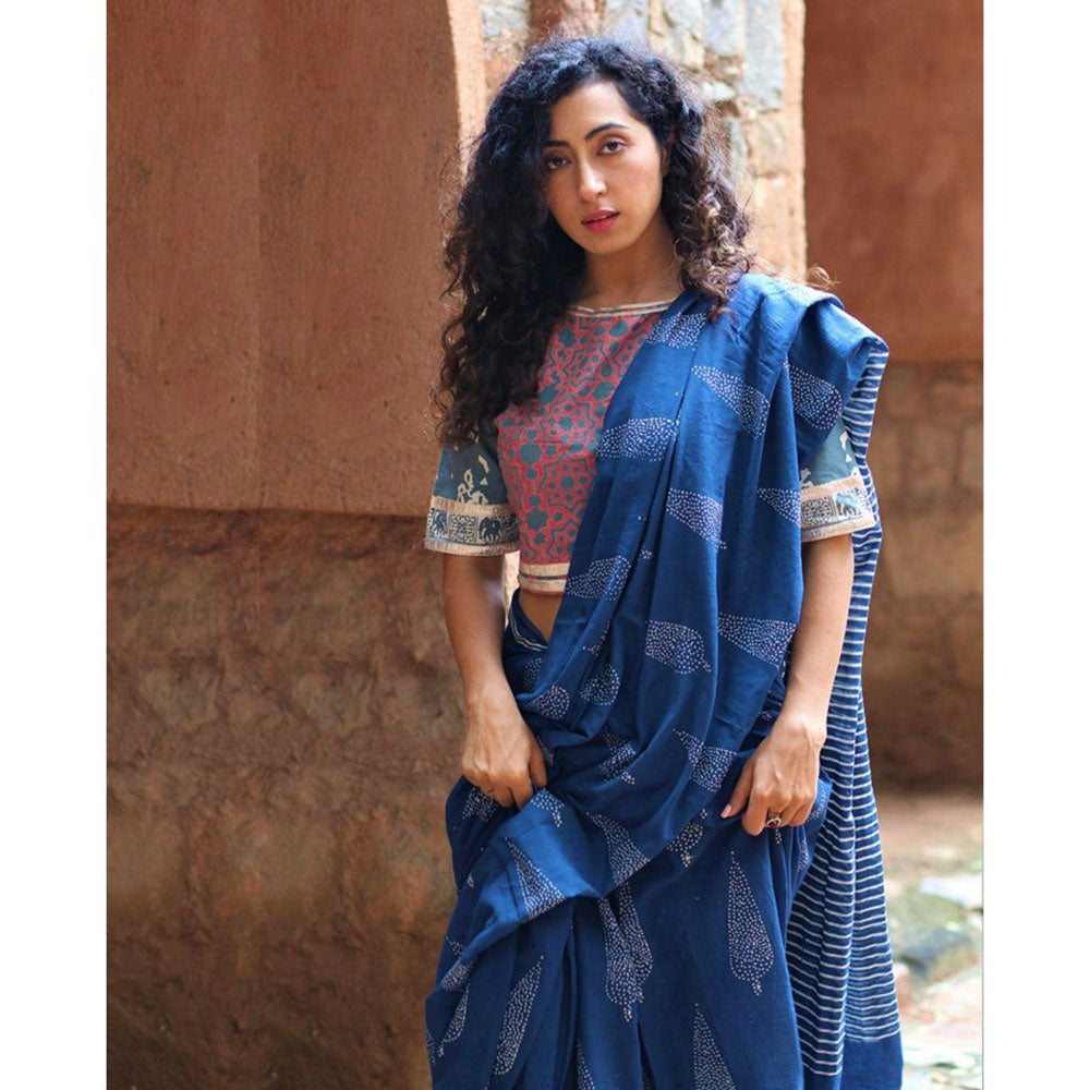 Chidiyaa Royal Blue Block Printed Pure Cotton Mul Saree without Blouse
