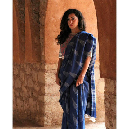 Chidiyaa Royal Blue Block Printed Pure Cotton Mul Saree without Blouse