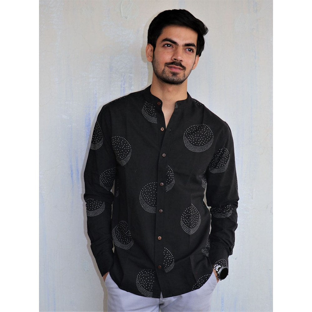 Chidiyaa Black Moon Block Printed Mens Shirt