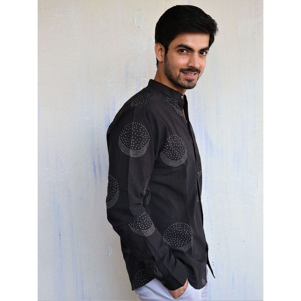 Chidiyaa Black Moon Block Printed Mens Shirt