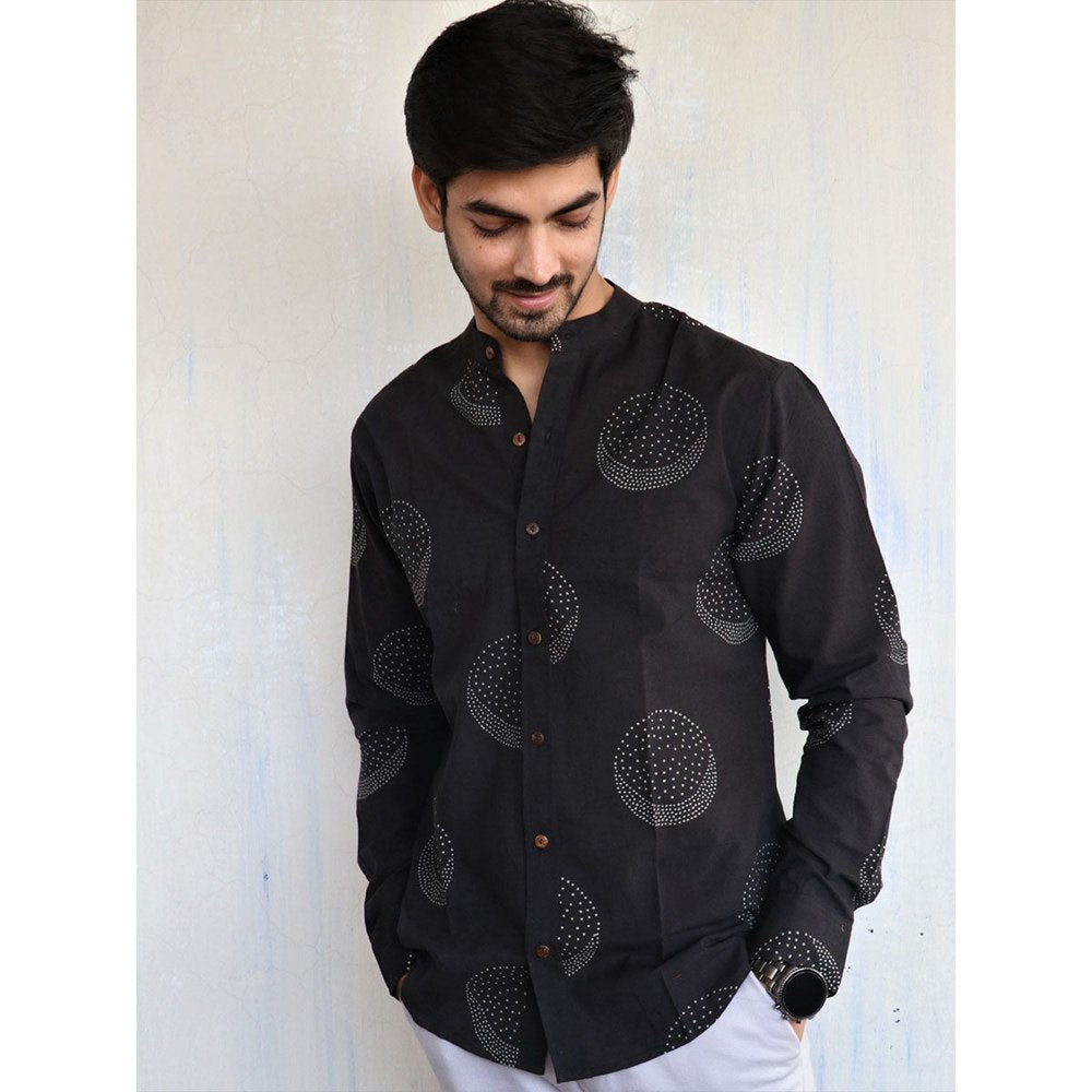 Chidiyaa Black Moon Block Printed Mens Shirt