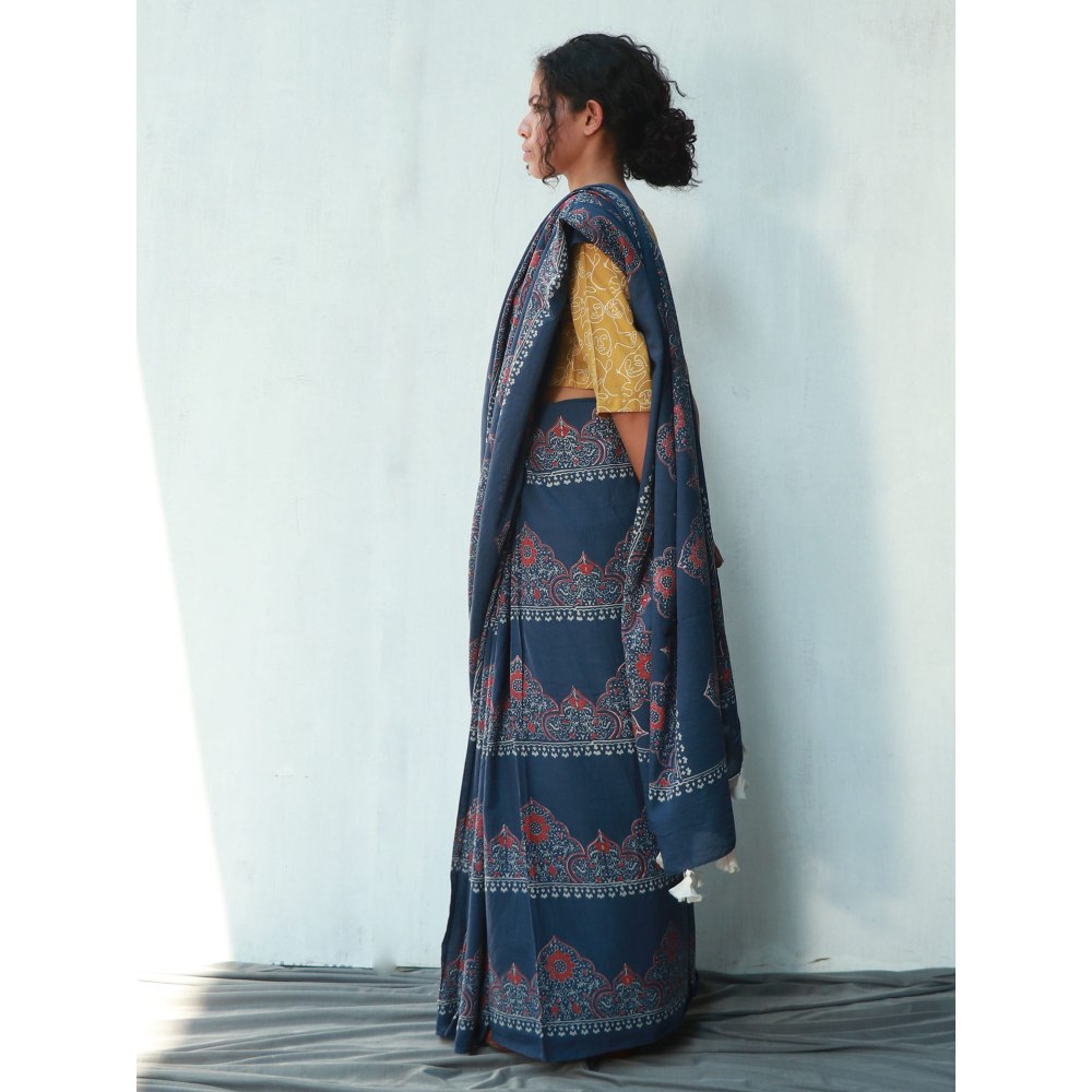Chidiyaa Cobalt Cotton Saree Fmtm with Unstitched Blouse