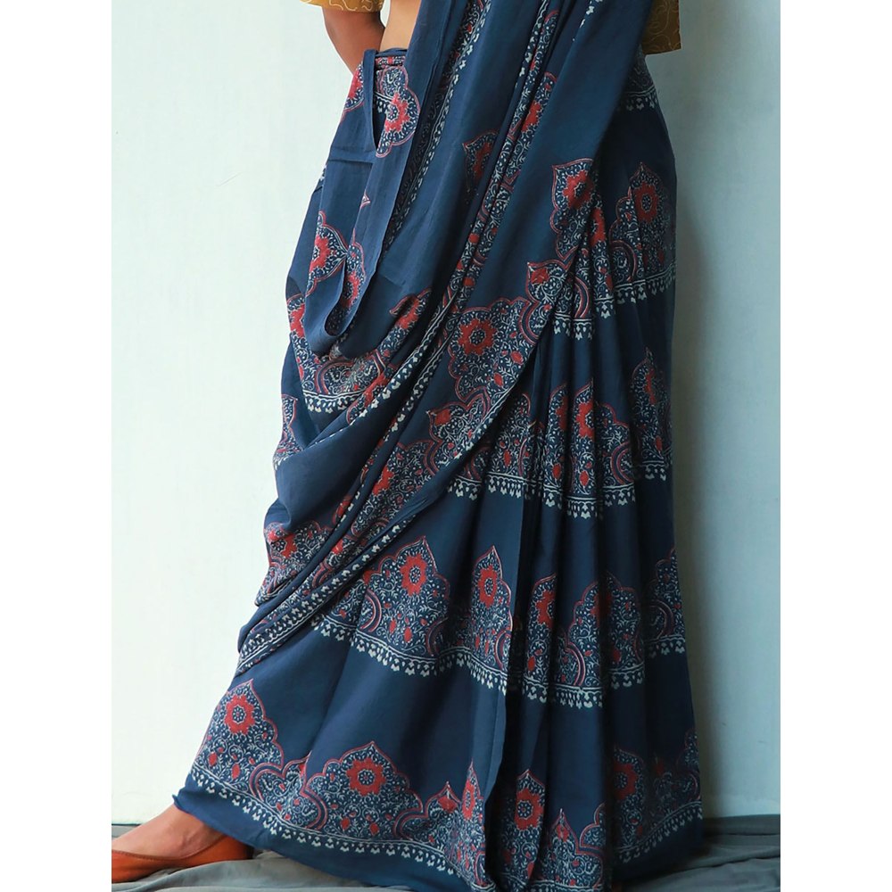 Chidiyaa Cobalt Cotton Saree Fmtm with Unstitched Blouse