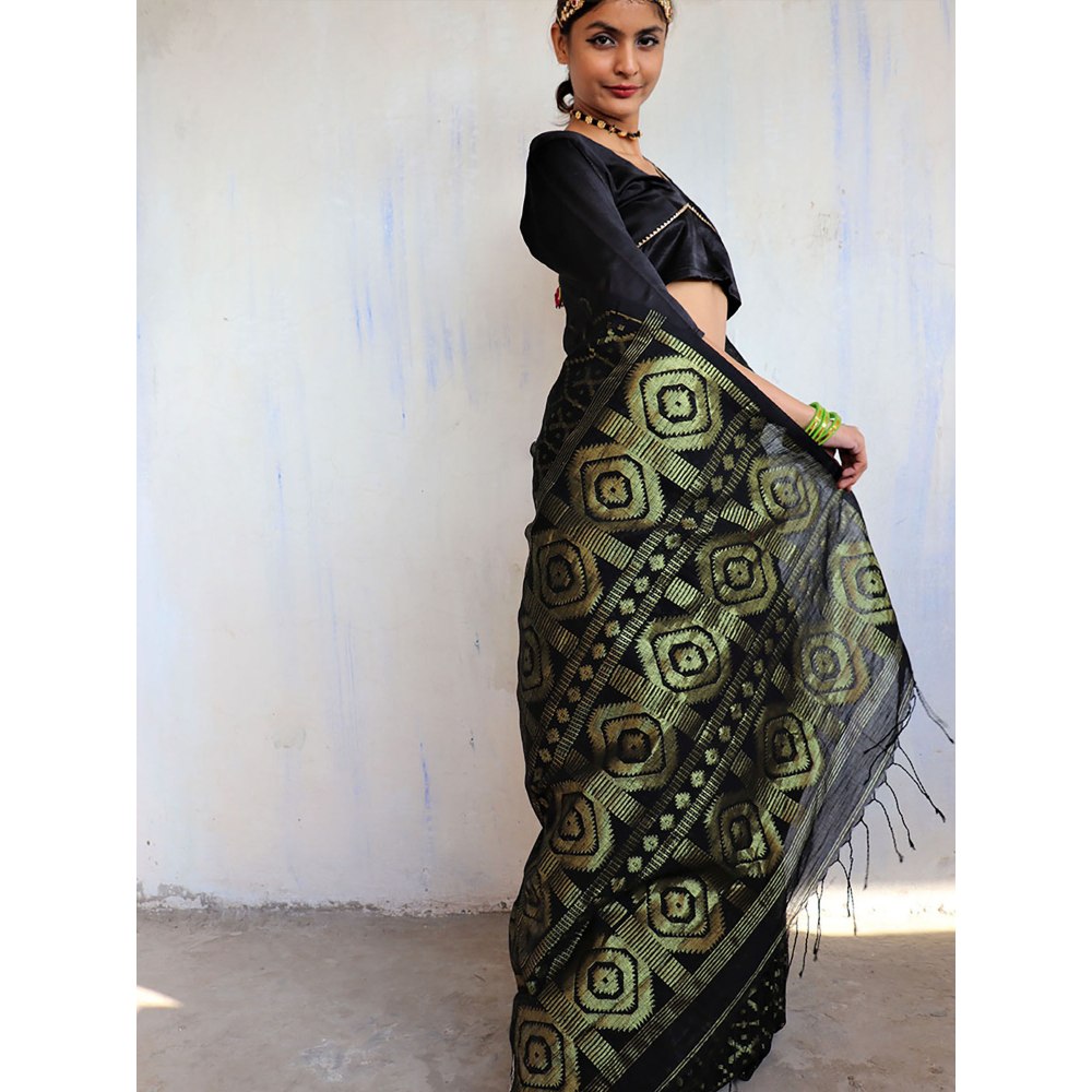 Chidiyaa Ghunghroo Jamdani Saree Shringaar with Unstitched Blouse