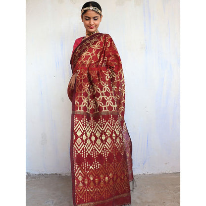 Chidiyaa Sindoor Jamdani Saree Shringaar with Unstitched Blouse