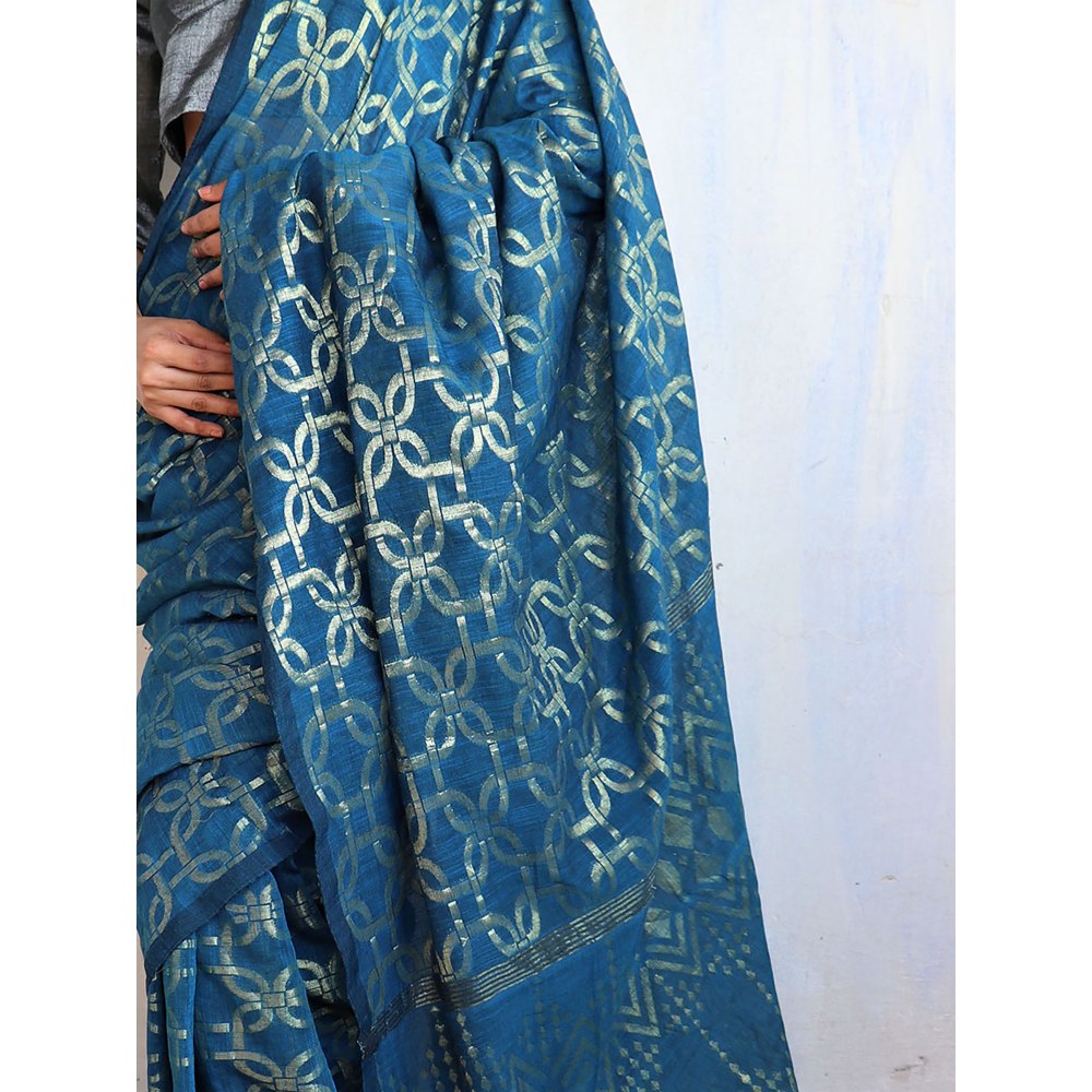Chidiyaa Alankrita Jamdani Saree Shringaar with Unstitched Blouse