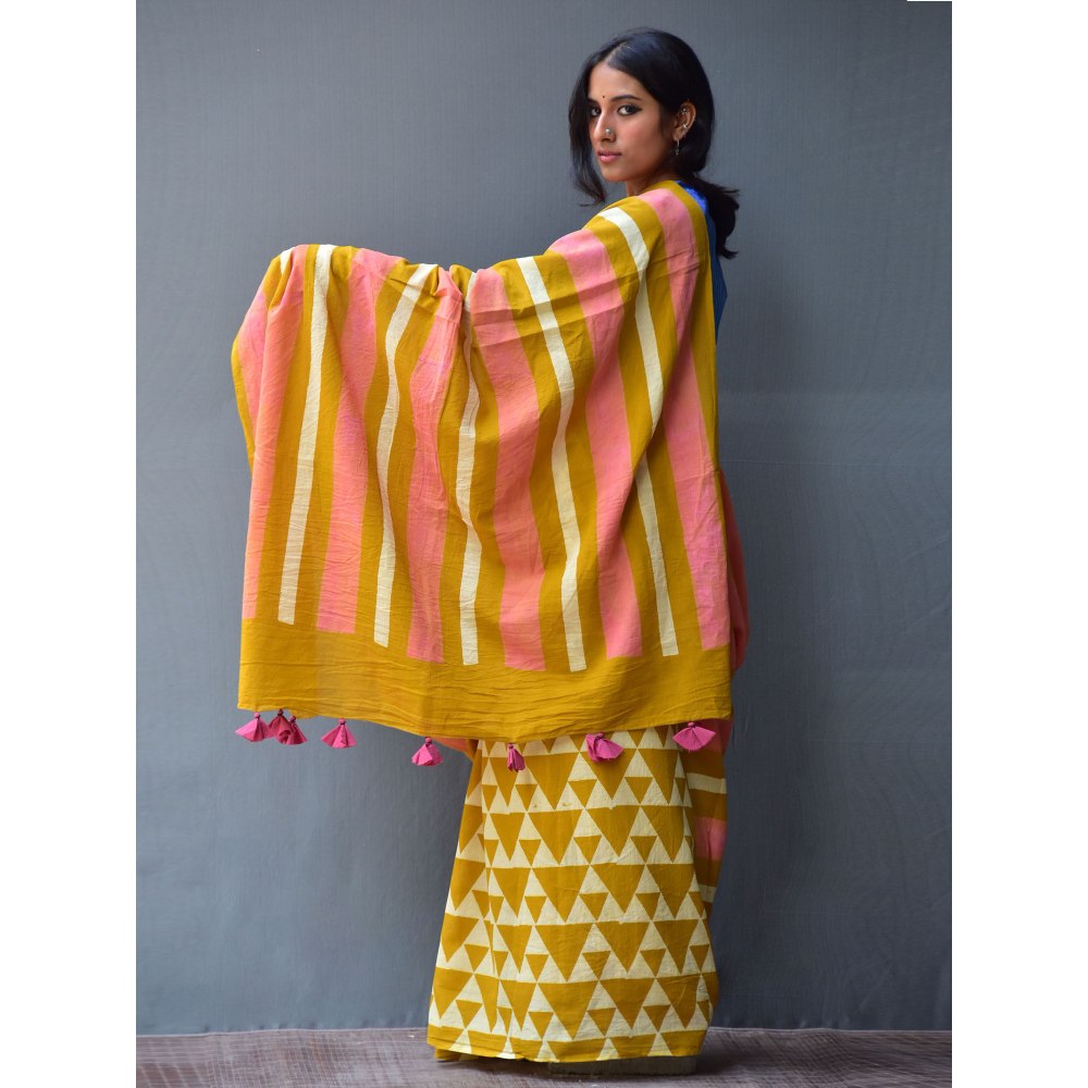 Chidiyaa Rangeen Sunhara Hand Block printed Mulmul Cotton Saree with Unstitched