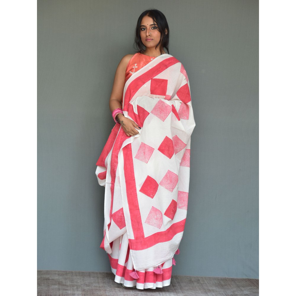 Chidiyaa Rangeen Red Hand Block printed Mulmul Cotton Saree with Unstitched