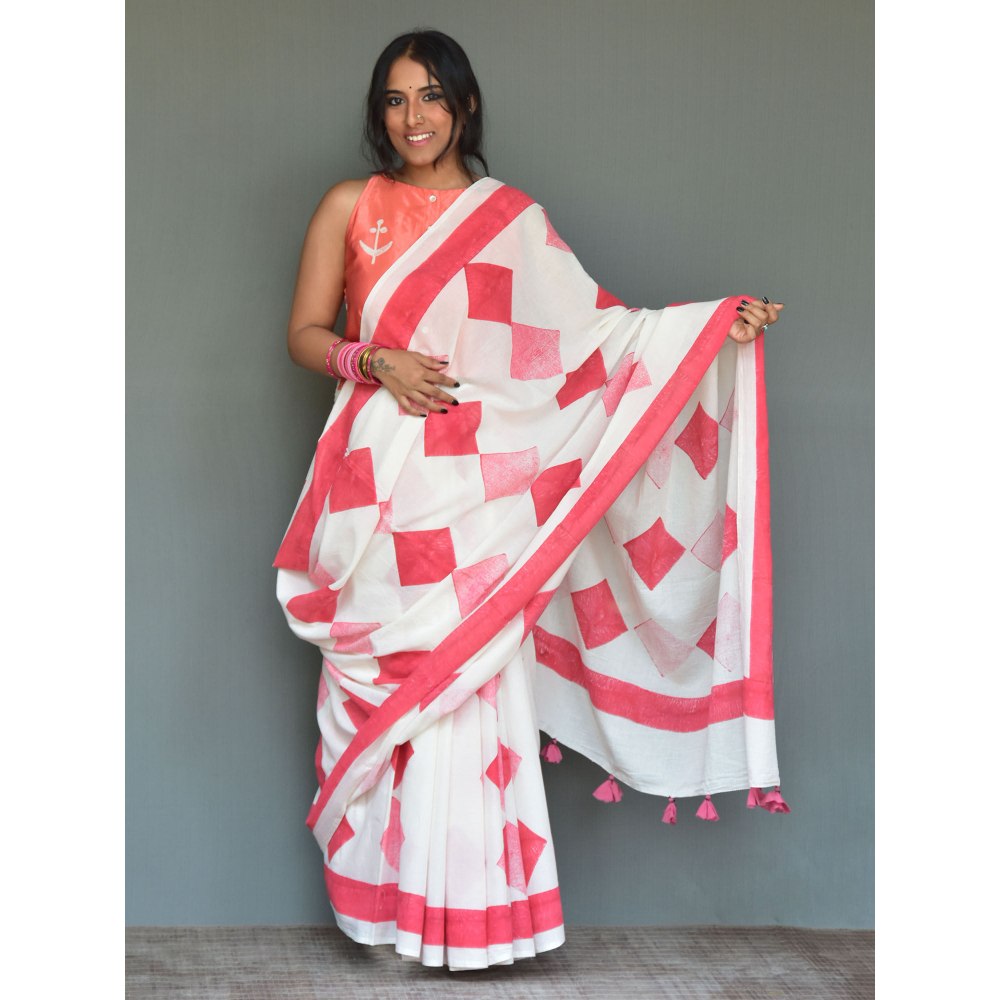 Chidiyaa Rangeen Red Hand Block printed Mulmul Cotton Saree with Unstitched