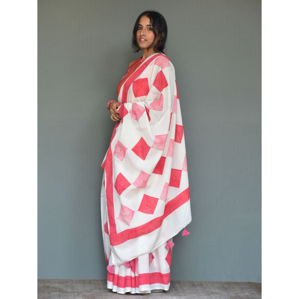 Chidiyaa Rangeen Red Hand Block printed Mulmul Cotton Saree with Unstitched