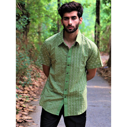 Chidiyaa Olive Green Block Printed Cotton Half Sleeve Shirt