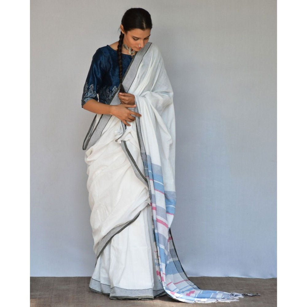 Chidiyaa Calm White Handwoven Cotton Saree with Unstitched Blouse