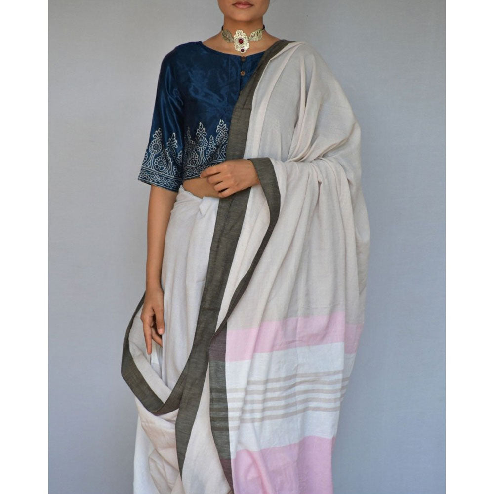 Chidiyaa Ivory White Handwoven Cotton Saree with Unstitched Blouse