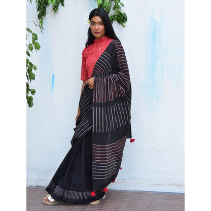 Chidiyaa Vanilla Moon Ruby Radiance Handblock Printed Mulmul Cotton Saree with Unstitched Blouse
