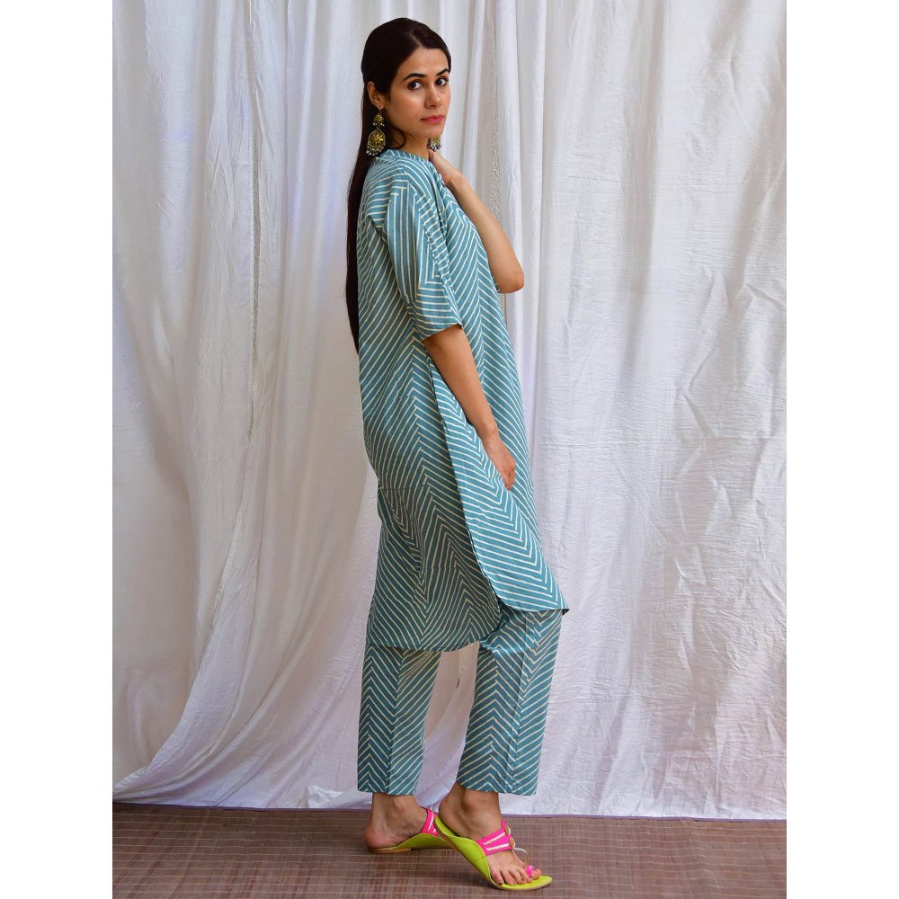 Chidiyaa Smell of Rain Above the Skies Hand Block Printed Cotton Kurta (Set of 2)