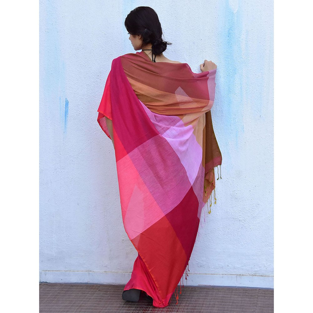Chidiyaa Leela Fuschia Handwoven Cotton Saree with Unstitched Blouse