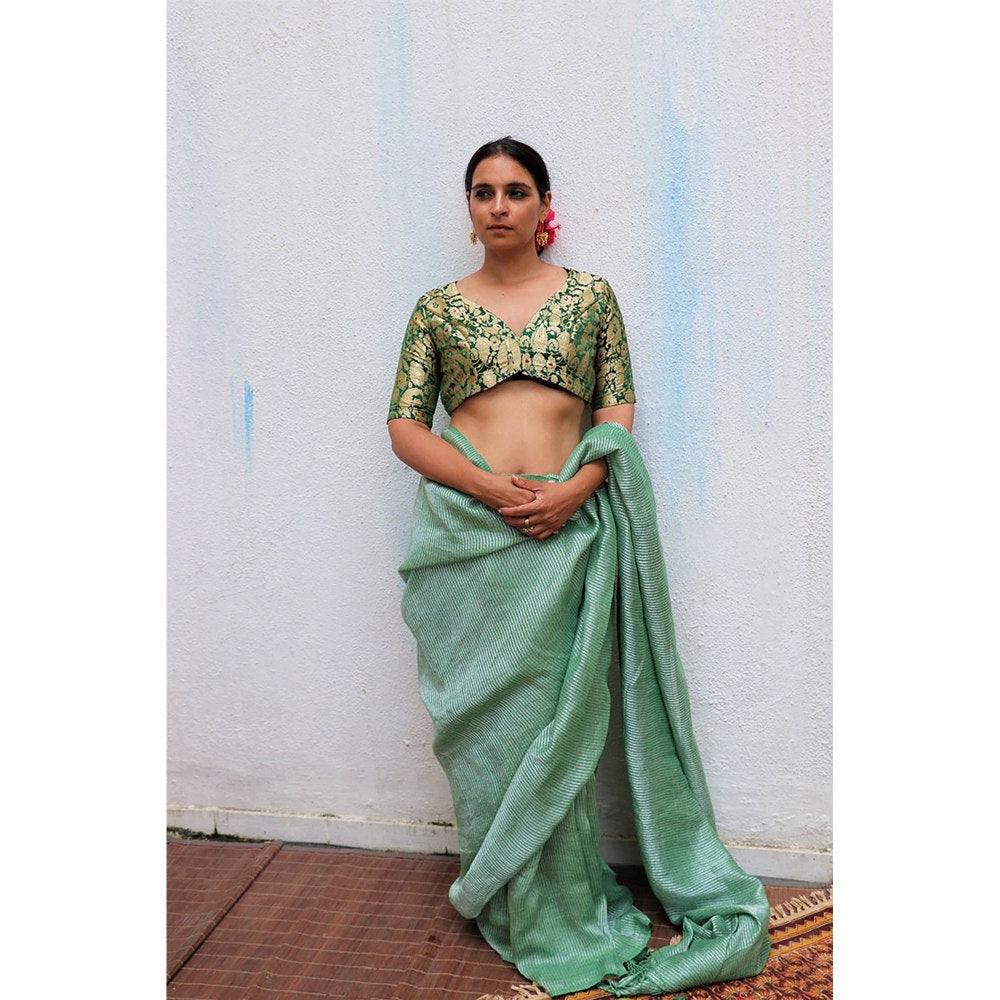 Chidiyaa Thread of Gold Lush Green Handwoven Linen Zari Saree with Unstitched Blouse