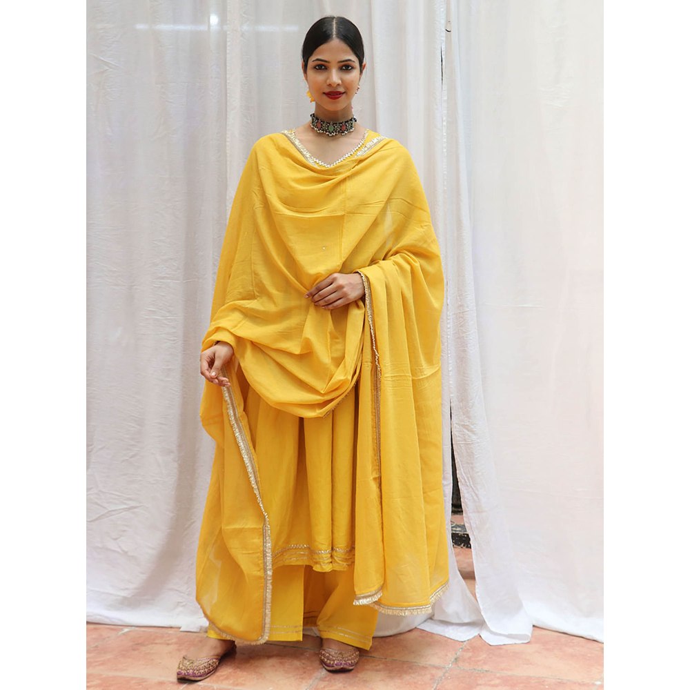 Chidiyaa Jugnu Twilight Yellow Mulmul Cotton Kurta Pants with Dupatta (Set of 3)