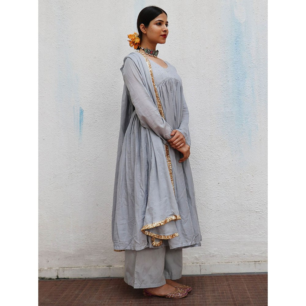 Chidiyaa Jugnu Noor Grey Mulmul Cotton Kurta Pants with Dupatta (Set of 3)