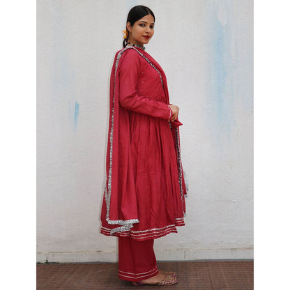 Chidiyaa Jugnu Kusum Red Mulmul Cotton Kurta Pants with Dupatta (Set of 3)