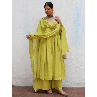 Chidiyaa Jugnu Kesar Green Mulmul Cotton Kurta Pants with Dupatta (Set of 3)
